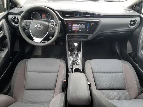 5YFBURHE5HP657735 2017 TOYOTA COROLLA - Image 8