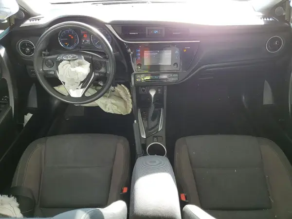 5YFBURHE5HP658660 2017 TOYOTA COROLLA - Image 8