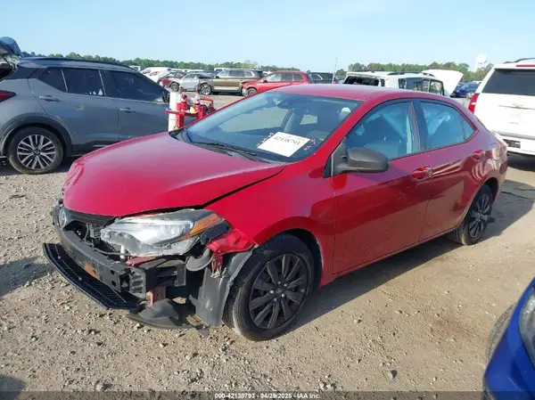 5YFBURHE5HP658934 2017 TOYOTA COROLLA - Image 2