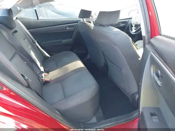 5YFBURHE5HP658934 2017 TOYOTA COROLLA - Image 8
