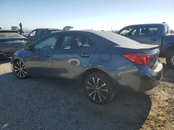 5YFBURHE5HP661302 2017 TOYOTA COROLLA - Image 2