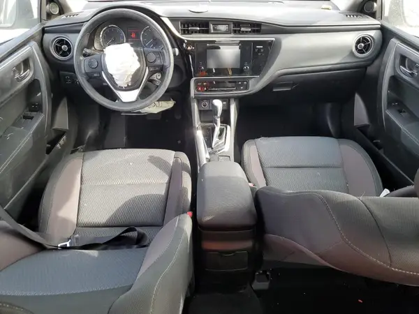 5YFBURHE5HP662160 2017 TOYOTA COROLLA - Image 8