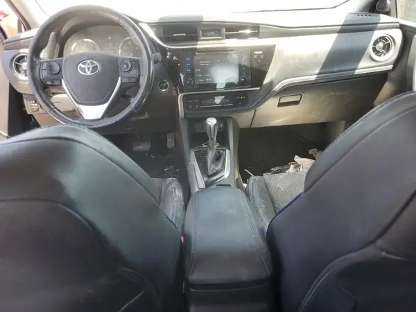 5YFBURHE5HP662708 2017 TOYOTA COROLLA - Image 8