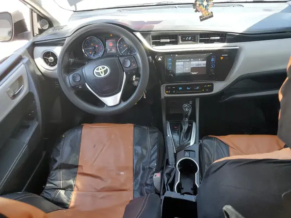 5YFBURHE5HP663406 2017 TOYOTA COROLLA - Image 8