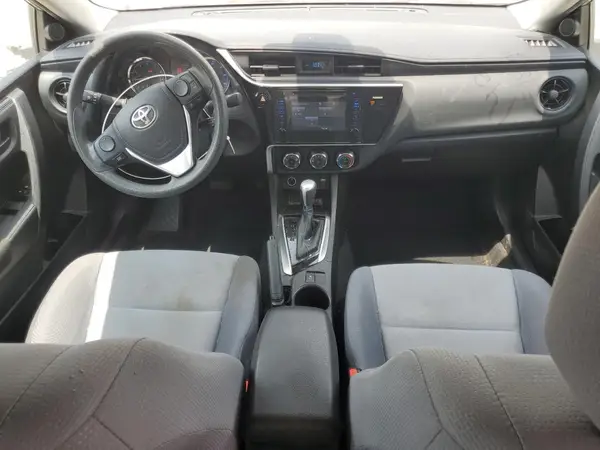 5YFBURHE5HP663597 2017 TOYOTA COROLLA - Image 8