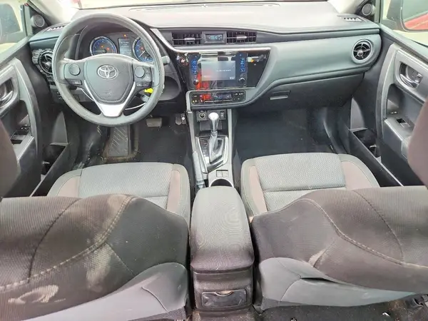 5YFBURHE5HP663728 2017 TOYOTA COROLLA - Image 8