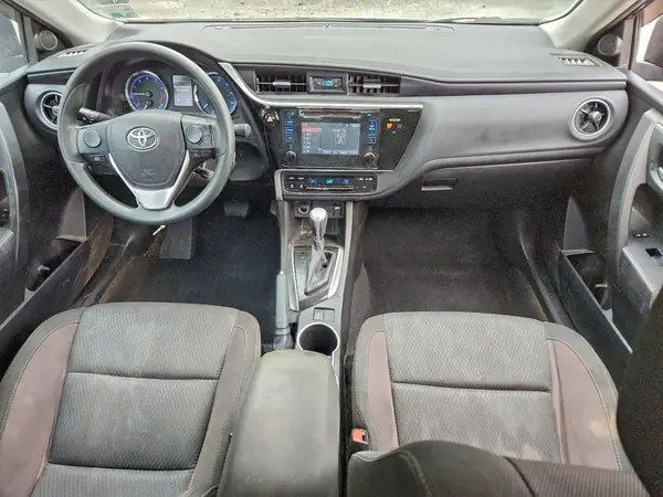 5YFBURHE5HP664278 2017 TOYOTA COROLLA - Image 8