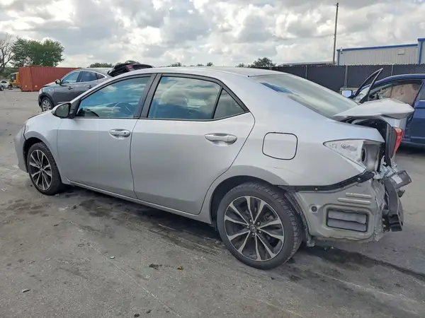 5YFBURHE5HP664328 2017 TOYOTA COROLLA - Image 2