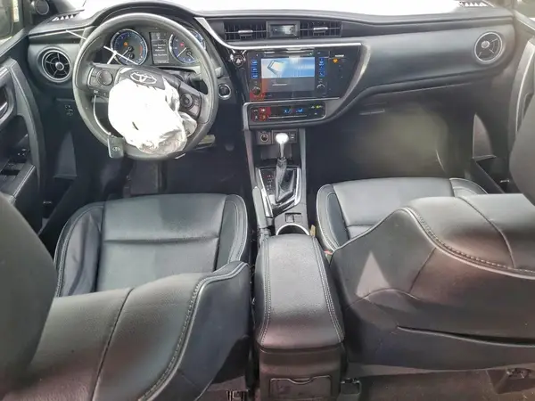 5YFBURHE5HP665673 2017 TOYOTA COROLLA - Image 8