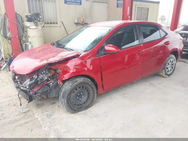 5YFBURHE5HP666726 2017 TOYOTA COROLLA - Image 2