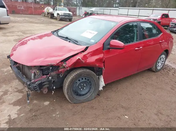5YFBURHE5HP668315 2017 TOYOTA COROLLA - Image 2
