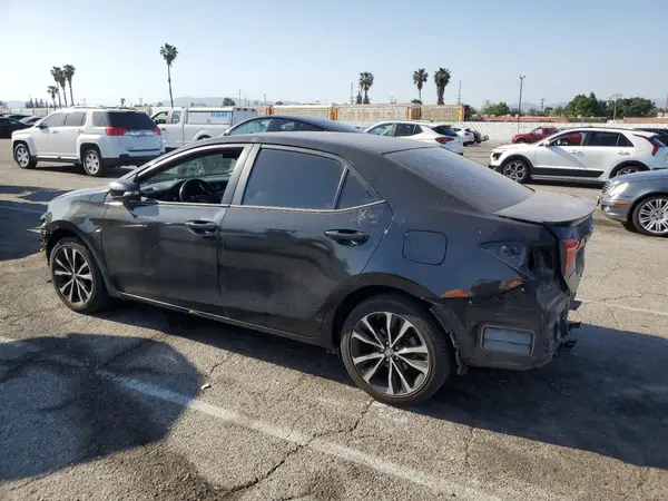 5YFBURHE5HP669657 2017 TOYOTA COROLLA - Image 2