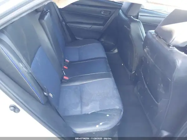 5YFBURHE5HP673434 2017 TOYOTA COROLLA - Image 8