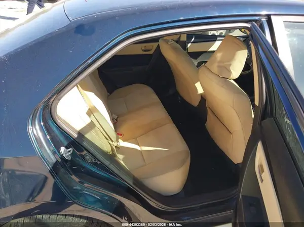 5YFBURHE5HP676642 2017 TOYOTA COROLLA - Image 8