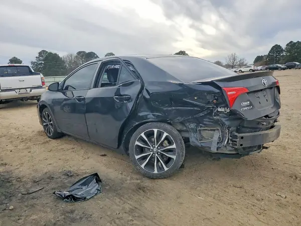 5YFBURHE5HP678147 2017 TOYOTA COROLLA - Image 2