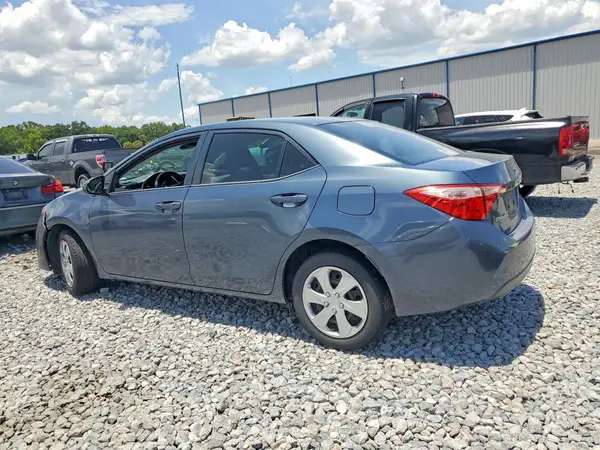 5YFBURHE5HP680092 2017 TOYOTA COROLLA - Image 2