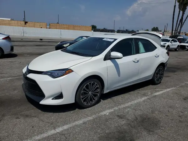 5YFBURHE5HP682523 2017 TOYOTA COROLLA - Image 1