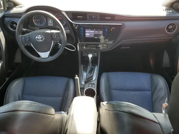 5YFBURHE5HP684207 2017 TOYOTA COROLLA - Image 8