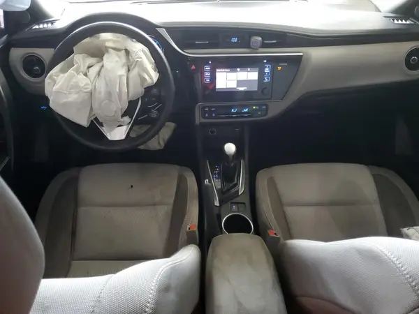 5YFBURHE5HP687219 2017 TOYOTA COROLLA - Image 8