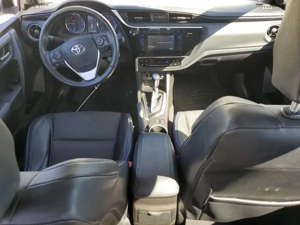 5YFBURHE5HP687348 2017 TOYOTA COROLLA - Image 8