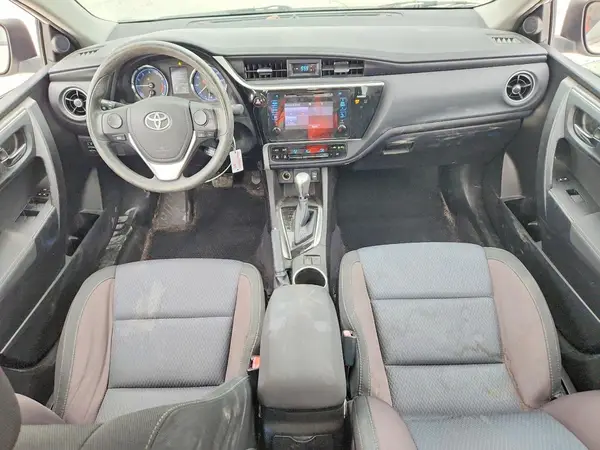 5YFBURHE5HP690735 2017 TOYOTA COROLLA - Image 8