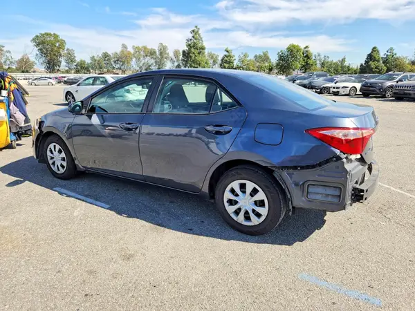 5YFBURHE5HP690959 2017 TOYOTA COROLLA - Image 2