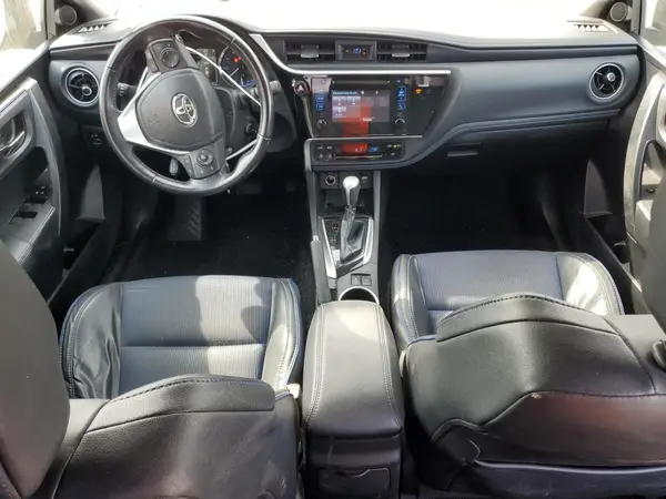 5YFBURHE5HP695482 2017 TOYOTA COROLLA - Image 8