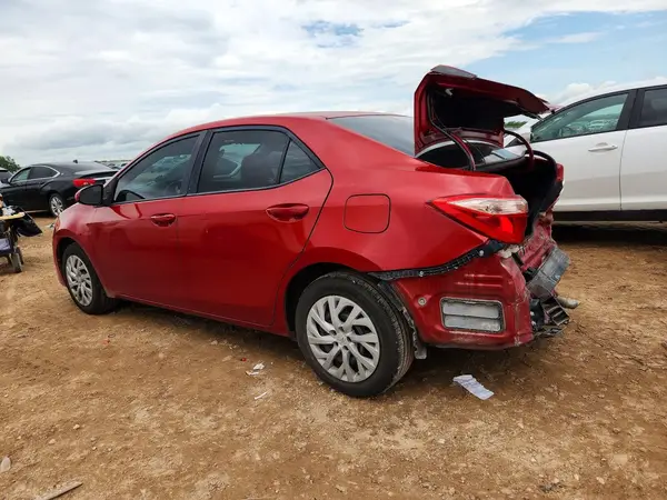 5YFBURHE5HP695532 2017 TOYOTA COROLLA - Image 2