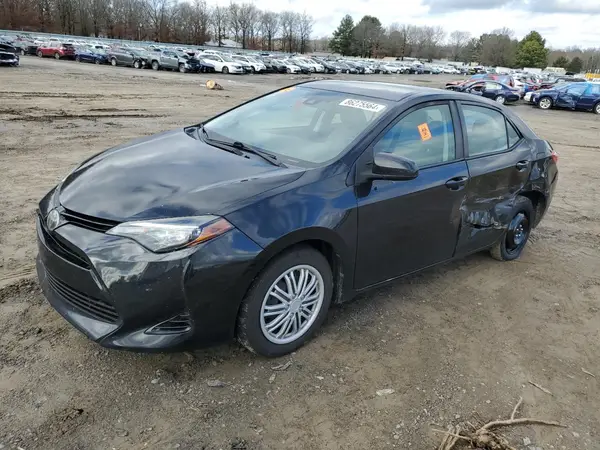5YFBURHE5HP695773 2017 TOYOTA COROLLA - Image 1