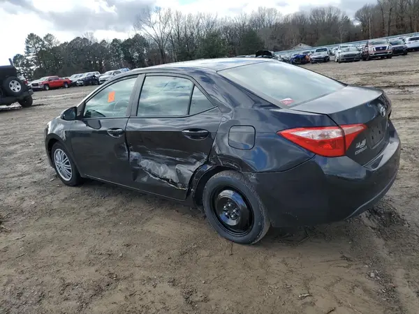 5YFBURHE5HP695773 2017 TOYOTA COROLLA - Image 2