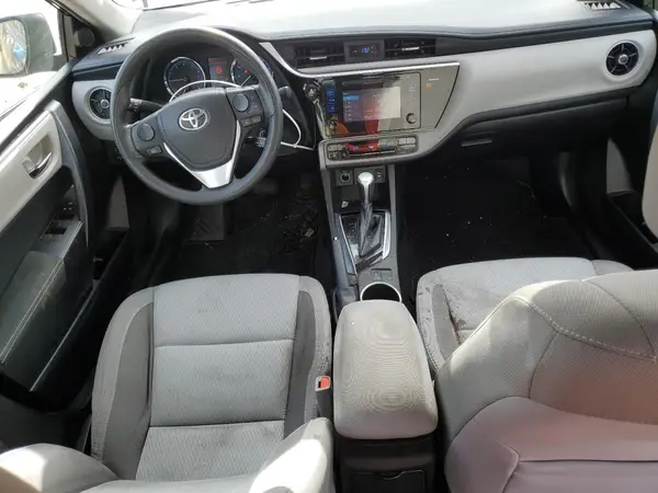 5YFBURHE5HP695773 2017 TOYOTA COROLLA - Image 8