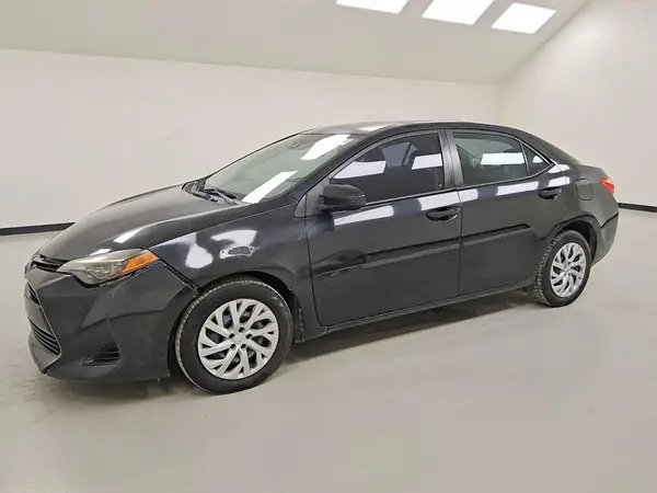5YFBURHE5HP695918 2017 TOYOTA COROLLA - Image 1