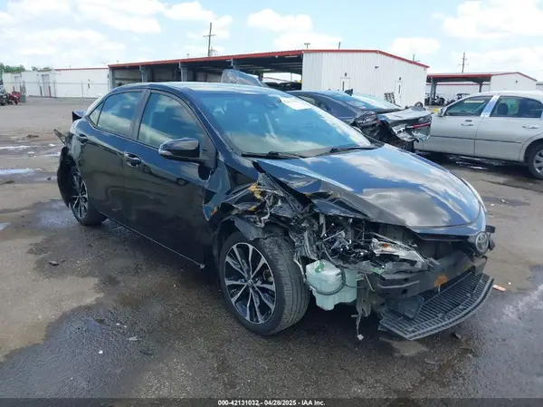 5YFBURHE5HP696180 2017 TOYOTA COROLLA - Image 1