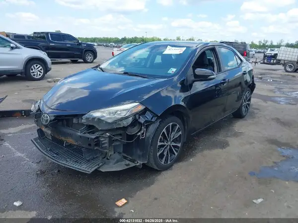 5YFBURHE5HP696180 2017 TOYOTA COROLLA - Image 2