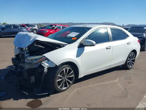 5YFBURHE5HP698947 2017 TOYOTA COROLLA - Image 2