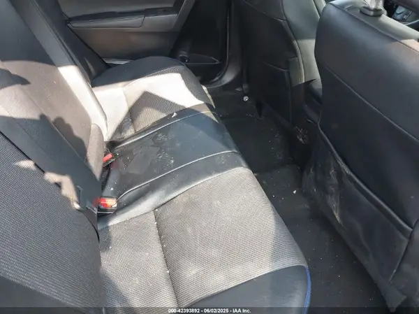 5YFBURHE5HP700941 2017 TOYOTA COROLLA - Image 8