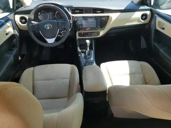 5YFBURHE5HP701281 2017 TOYOTA COROLLA - Image 8