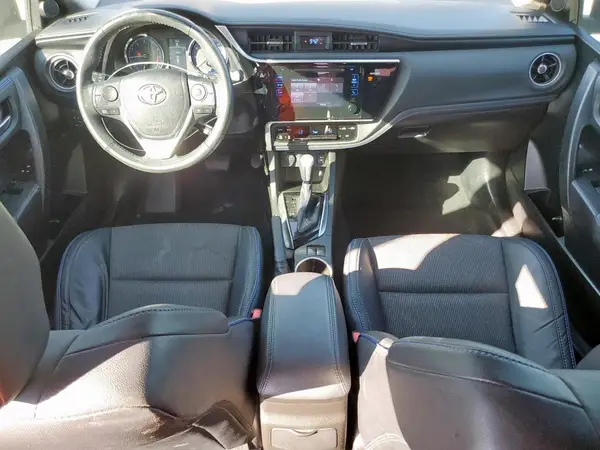 5YFBURHE5HP702544 2017 TOYOTA COROLLA - Image 8