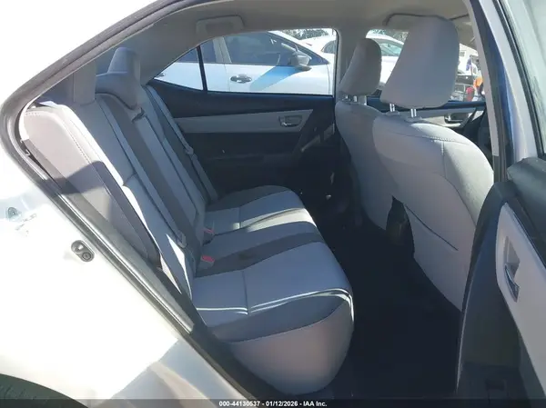 5YFBURHE5HP703323 2017 TOYOTA COROLLA - Image 8