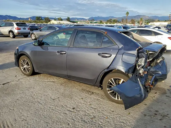 5YFBURHE5HP704889 2017 TOYOTA COROLLA - Image 2