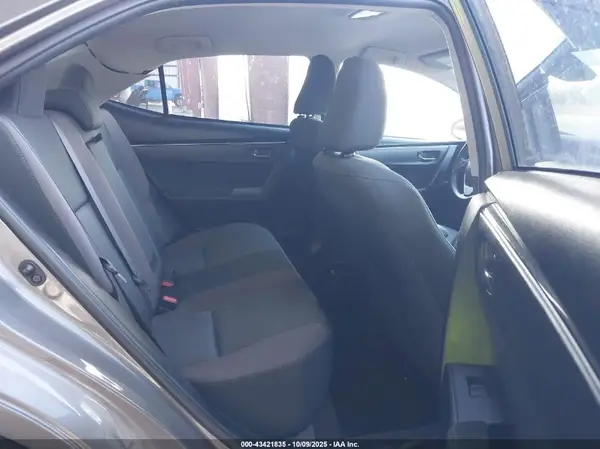 5YFBURHE5HP706741 2017 TOYOTA COROLLA - Image 8