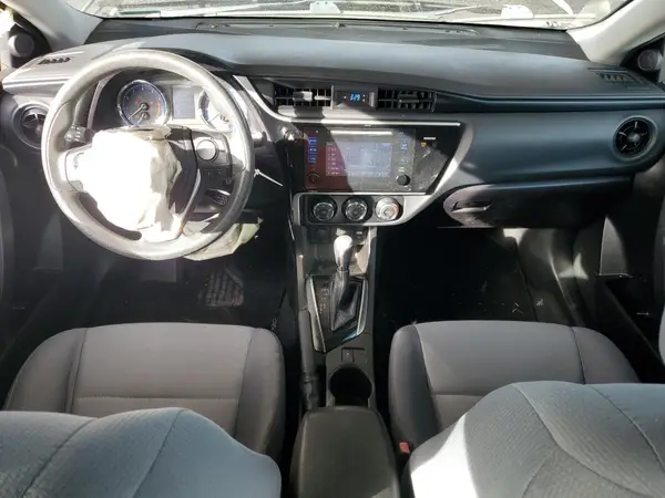 5YFBURHE5HP709199 2017 TOYOTA COROLLA - Image 8