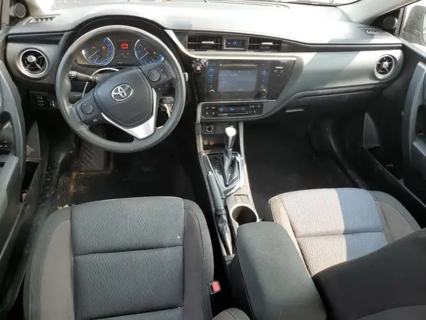 5YFBURHE5HP709560 2017 TOYOTA COROLLA - Image 8