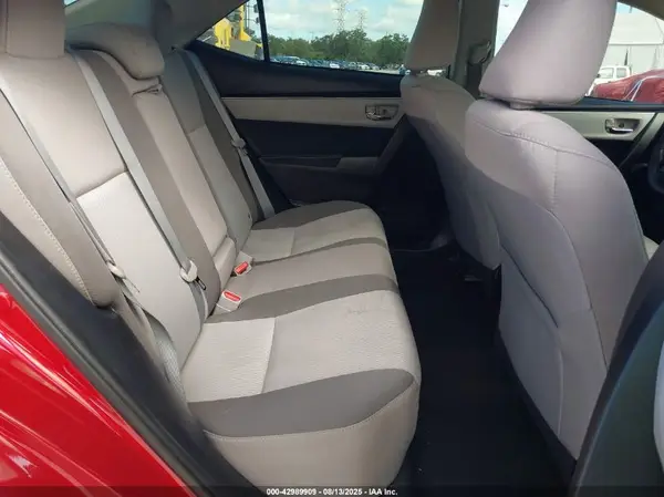 5YFBURHE5HP709896 2017 TOYOTA COROLLA - Image 8