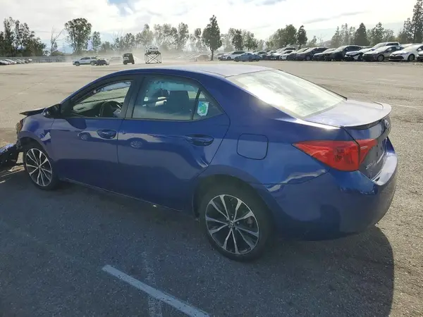 5YFBURHE5HP712586 2017 TOYOTA COROLLA - Image 2