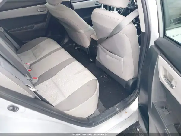 5YFBURHE5HP713219 2017 TOYOTA COROLLA - Image 8