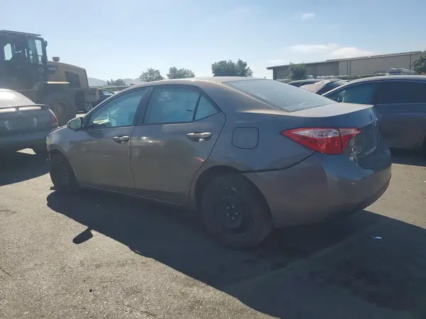 5YFBURHE5HP713446 2017 TOYOTA COROLLA - Image 2