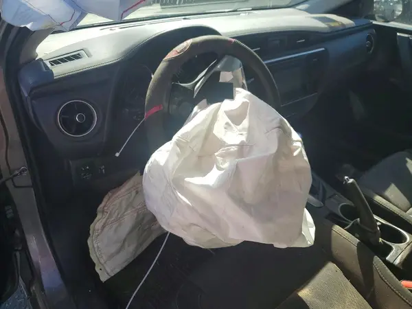 5YFBURHE5HP713446 2017 TOYOTA COROLLA - Image 8