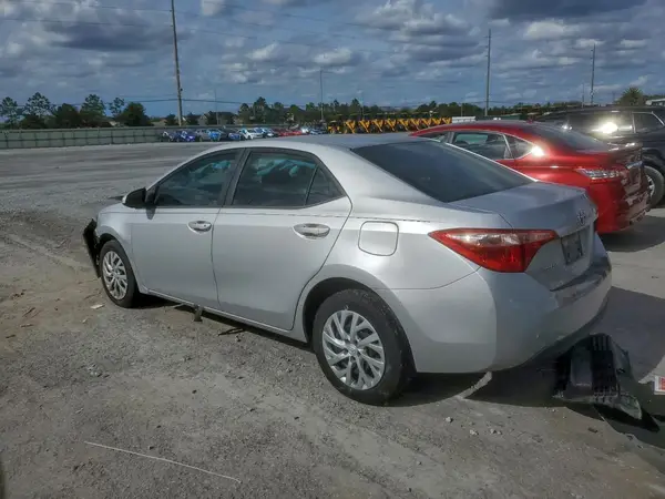 5YFBURHE5HP714094 2017 TOYOTA COROLLA - Image 2