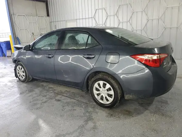 5YFBURHE5HP715343 2017 TOYOTA COROLLA - Image 2